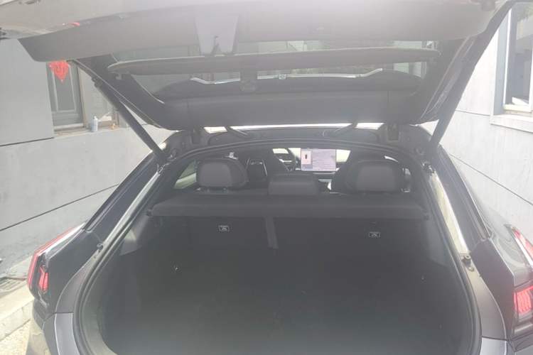 Used Zeekr 001 2024 WE Edition 100 kWh Rear-Drive Trunk