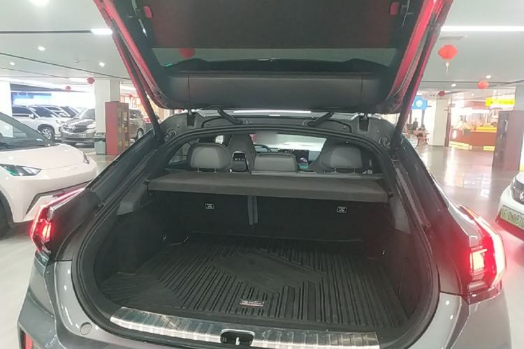 Used Zeekr 001 2024 WE Edition 95 kWh All-Wheel Drive Trunk
