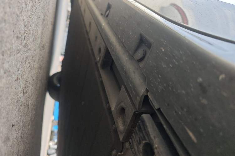 Used Zeekr 001 2024 WE Edition 100 kWh Rear-Drive Chassis Front Right