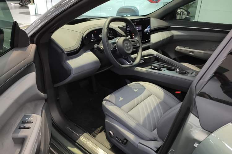 Used Zeekr 001 2024 ME Edition 100 kWh All-Wheel Drive Driver Seat