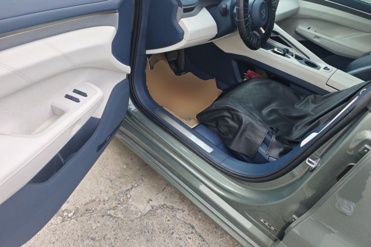 Used Zeekr 001 2024 WE Edition 100 kWh Rear-Drive Driver Seat