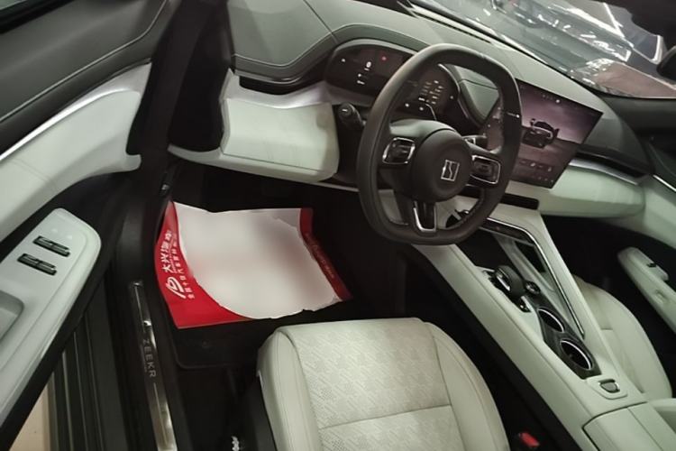 Used Zeekr 001 2024 WE Edition 95 kWh All-Wheel Drive Driver Seat