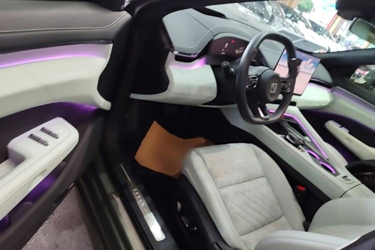 Used Zeekr 001 2024 WE Edition 95 kWh All-Wheel Drive Driver Seat