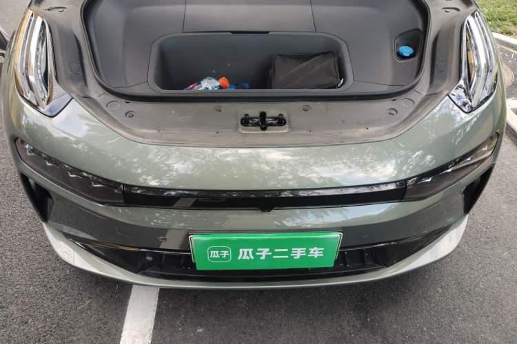 Used Zeekr 001 2024 WE Edition 100 kWh Rear-Drive Engine Bay