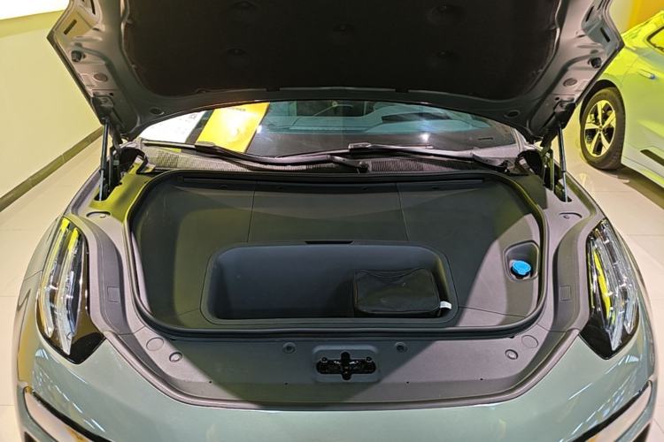 Used Zeekr 001 2024 WE Edition 100 kWh Rear-Drive Engine Bay