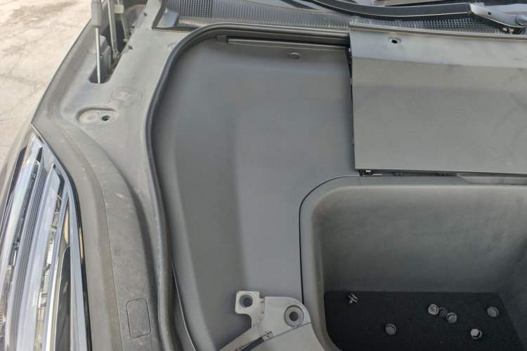 Used Zeekr 001 2024 WE Edition 100 kWh Rear-Drive Engine Bay Right