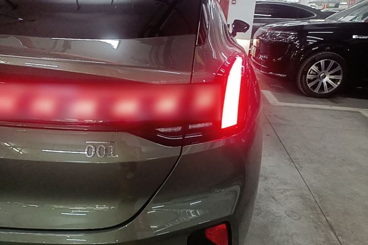 Used Zeekr 001 2024 YOU Edition 100 kWh All-Wheel Drive Exterior 3