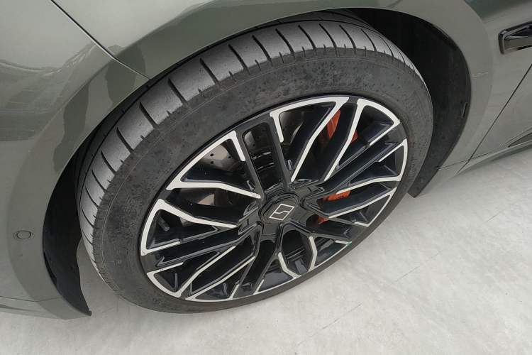 Used Zeekr 001 2024 YOU Edition 100 kWh All-Wheel Drive Exterior 4