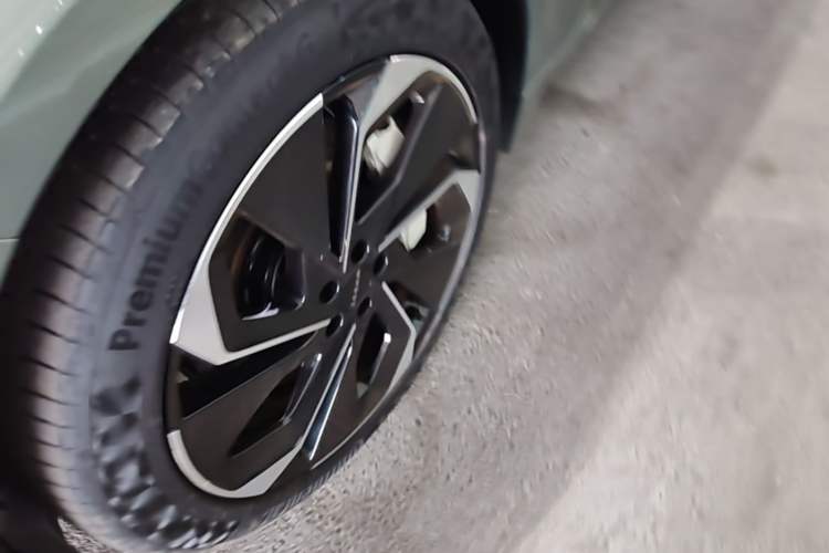 Used Zeekr 001 2024 WE Edition 95 kWh All-Wheel Drive Exterior 4