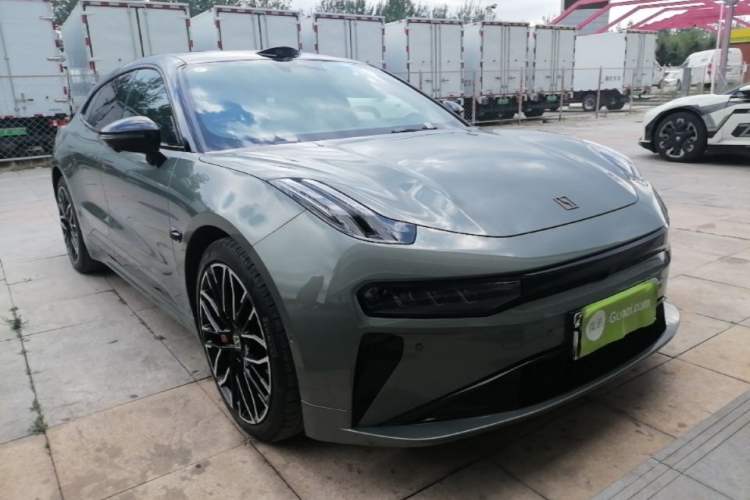 Used Zeekr 001 2024 YOU Edition 100 kWh All-Wheel Drive Front Right 45 Deg