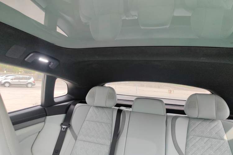 Used Zeekr 001 2024 WE Edition 95 kWh All-Wheel Drive Headliner