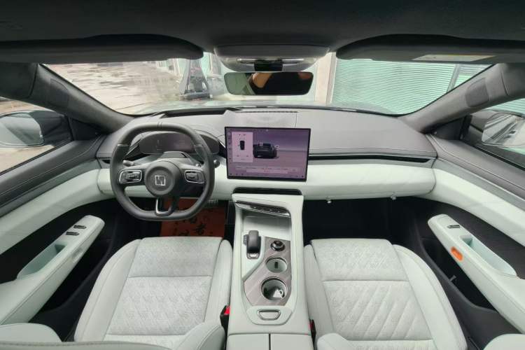 Used Zeekr 001 2024 WE Edition 100 kWh Rear-Drive Interior 1