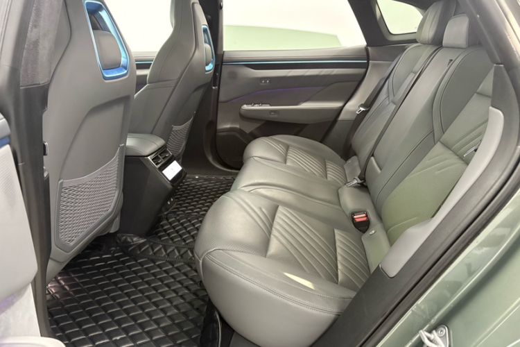 Used Zeekr 001 2024 ME Edition 100 kWh All-Wheel Drive Interior 5
