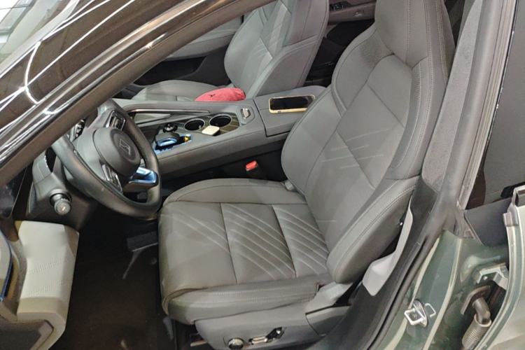 Used Zeekr 001 2024 YOU Edition 100 kWh All-Wheel Drive Left Front Seat