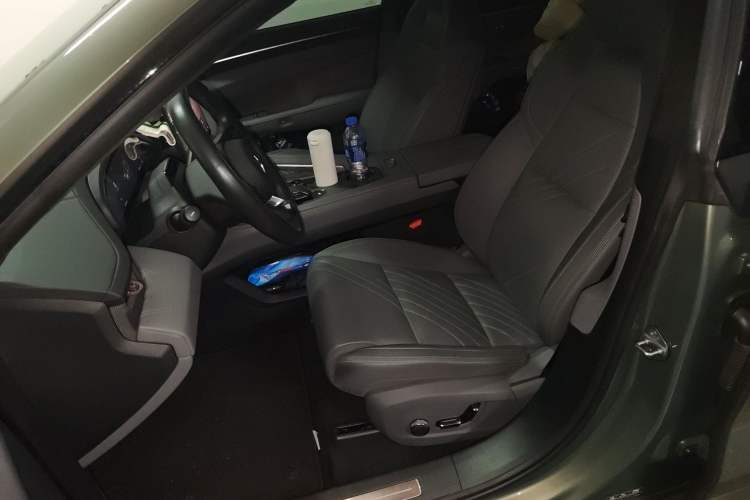 Used Zeekr 001 2024 WE Edition 95 kWh All-Wheel Drive Left Front Seat