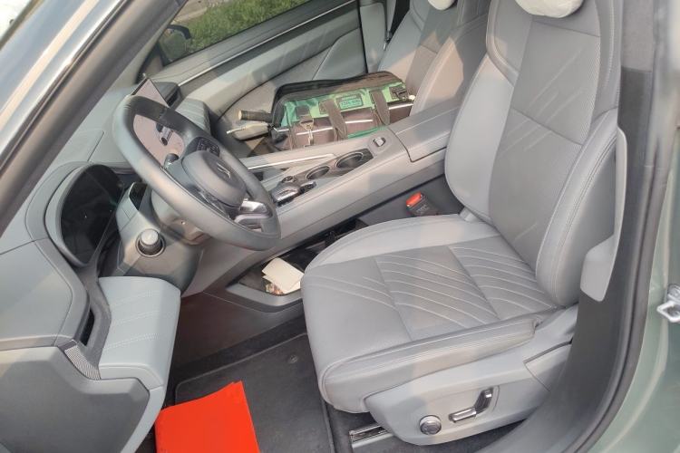 Used Zeekr 001 2024 WE Edition 95 kWh All-Wheel Drive Left Front Seat