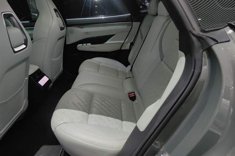 Used Zeekr 001 2024 WE Edition 100 kWh Rear-Drive Left Rear Seat