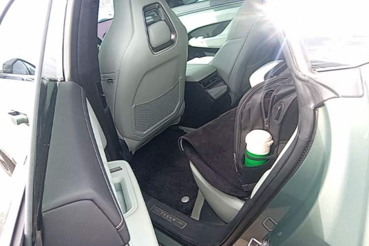 Used Zeekr 001 2024 WE Edition 100 kWh Rear-Drive Left Rear Seat