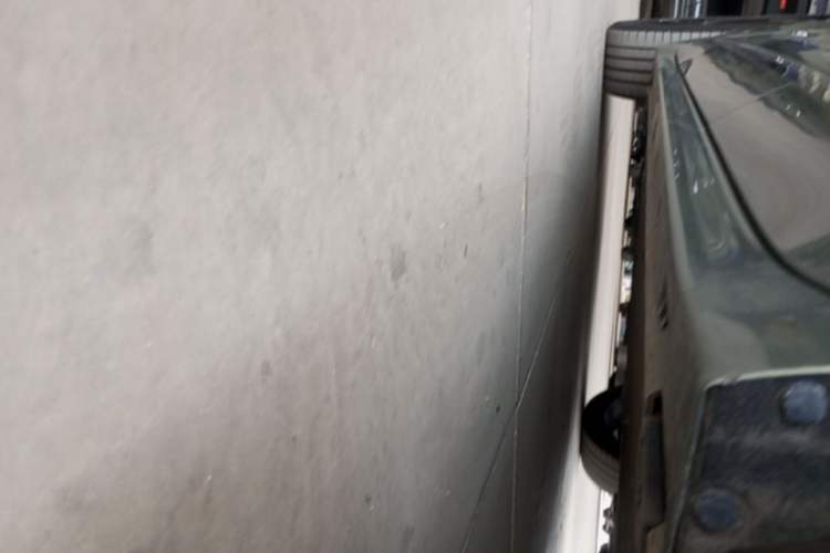 Used Zeekr 001 2024 WE Edition 100 kWh Rear-Drive Left Side Sill