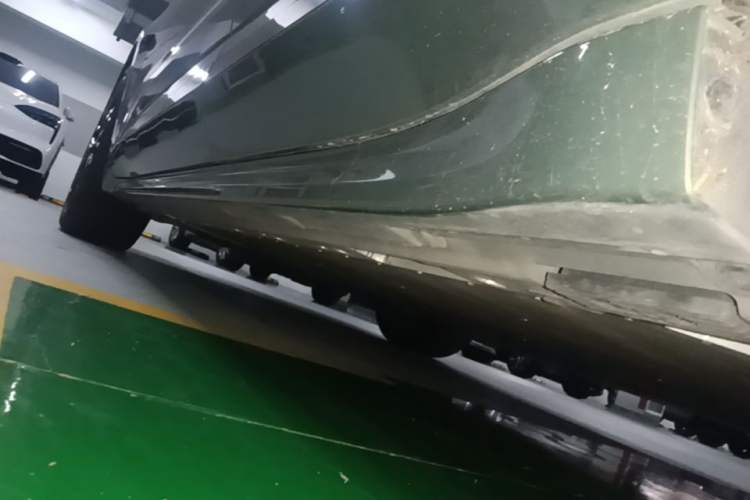 Used Zeekr 001 2024 YOU Edition 100 kWh All-Wheel Drive Left Side Sill