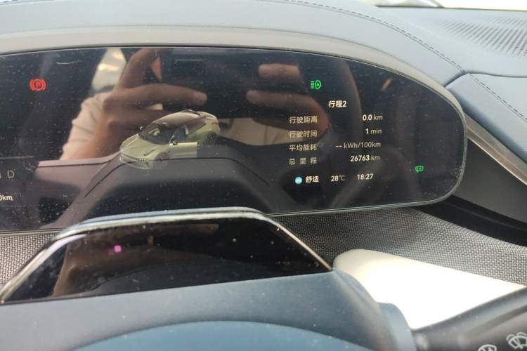 Used Zeekr 001 2024 WE Edition 100 kWh Rear-Drive Odometer Close Up