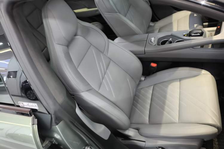 Used Zeekr 001 2024 ME Edition 100 kWh All-Wheel Drive Right Front Seat