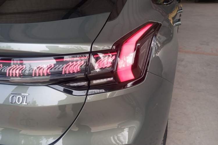 Used Zeekr 001 2024 WE Edition 100 kWh Rear-Drive Right Rear Taillight