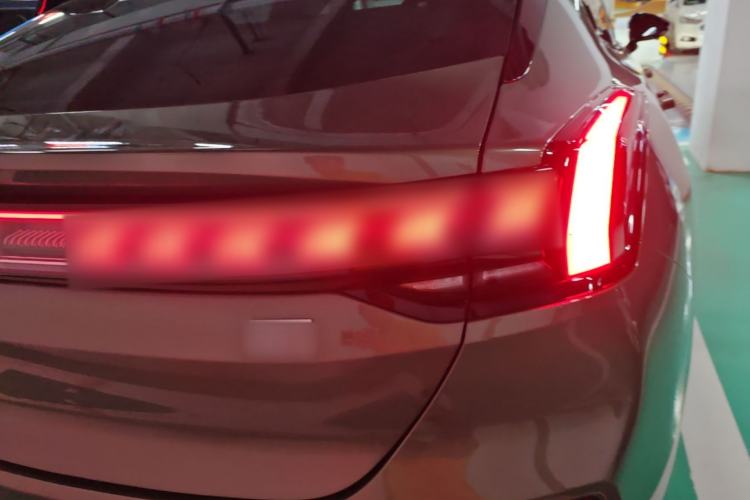 Used Zeekr 001 2024 ME Edition 100 kWh All-Wheel Drive Right Rear Taillight