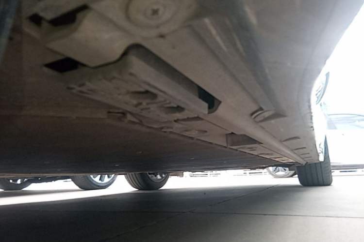 Used Zeekr 001 2024 WE Edition 100 kWh Rear-Drive Right Side Sill