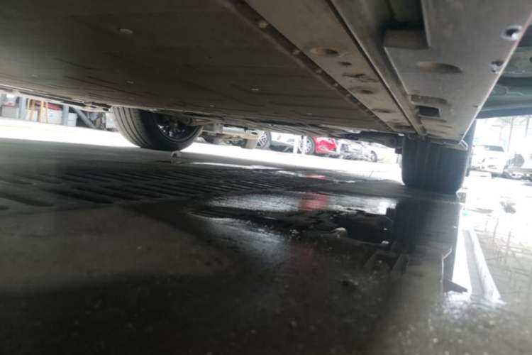 Used Zeekr 001 2024 YOU Edition 100 kWh All-Wheel Drive Right Side Sill