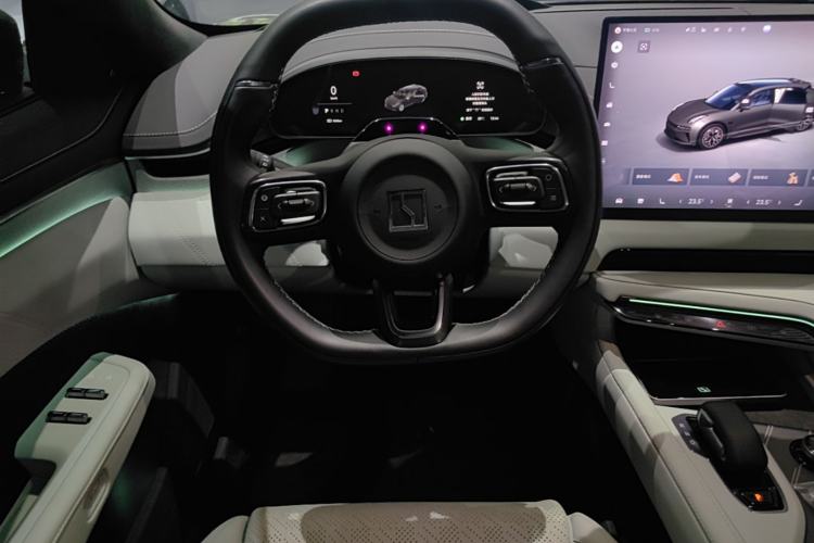 Used Zeekr 001 2024 WE Edition 100 kWh Rear-Drive Steering Wheel