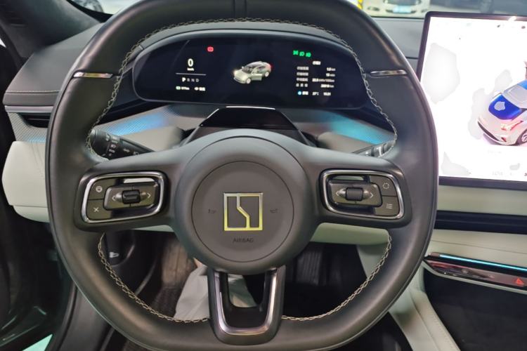 Used Zeekr 001 2024 ME Edition 100 kWh All-Wheel Drive Steering Wheel