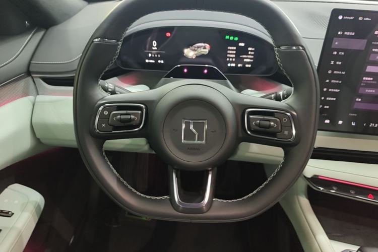 Used Zeekr 001 2024 YOU Edition 100 kWh All-Wheel Drive Steering Wheel
