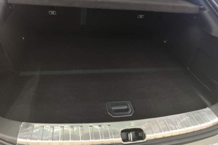 Used Zeekr 001 2024 WE Edition 100 kWh Rear-Drive Trunk