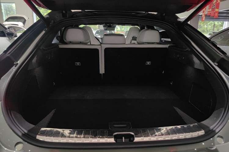 Used Zeekr 001 2024 WE Edition 100 kWh Rear-Drive Trunk