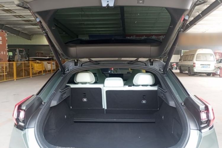 Used Zeekr 001 2024 WE Edition 100 kWh Rear-Drive Trunk