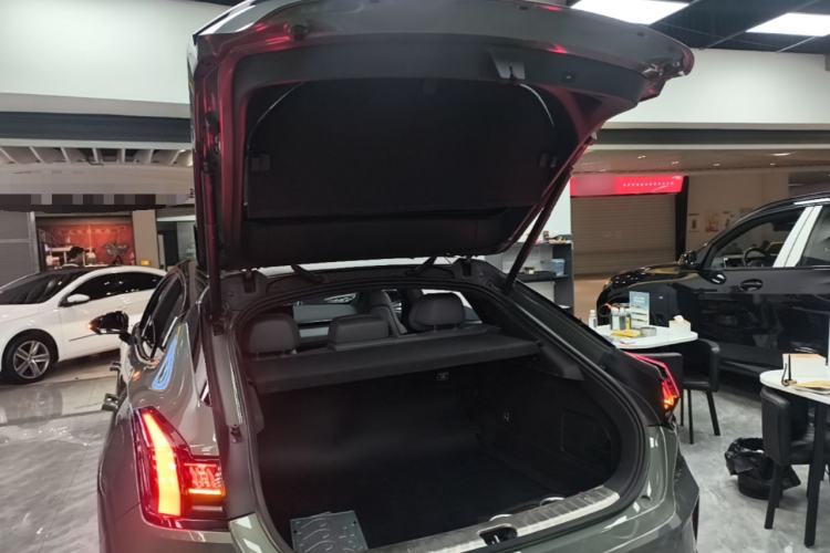 Used Zeekr 001 2024 WE Edition 95 kWh All-Wheel Drive Trunk
