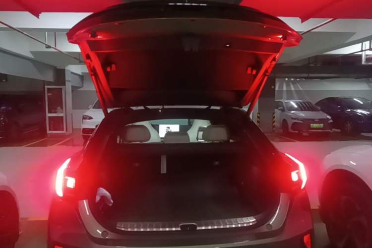 Used Zeekr 001 2024 YOU Edition 100 kWh All-Wheel Drive Trunk