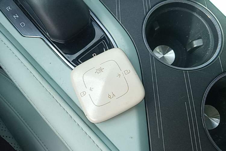 Used Zeekr 001 2024 WE Edition 100 kWh Rear-Drive Vehicle Key