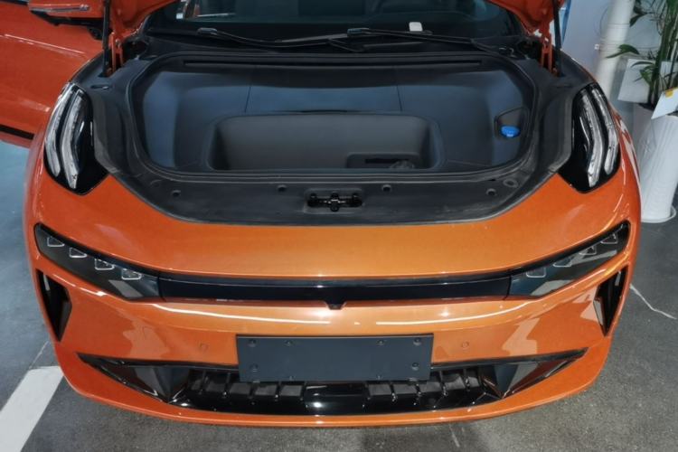 Used Zeekr 001 2024 WE Edition 100 kWh Rear-Drive Engine Bay
