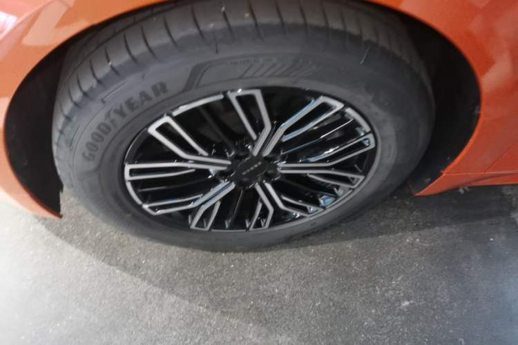Used Zeekr 001 2024 WE Edition 100 kWh Rear-Drive Exterior 4