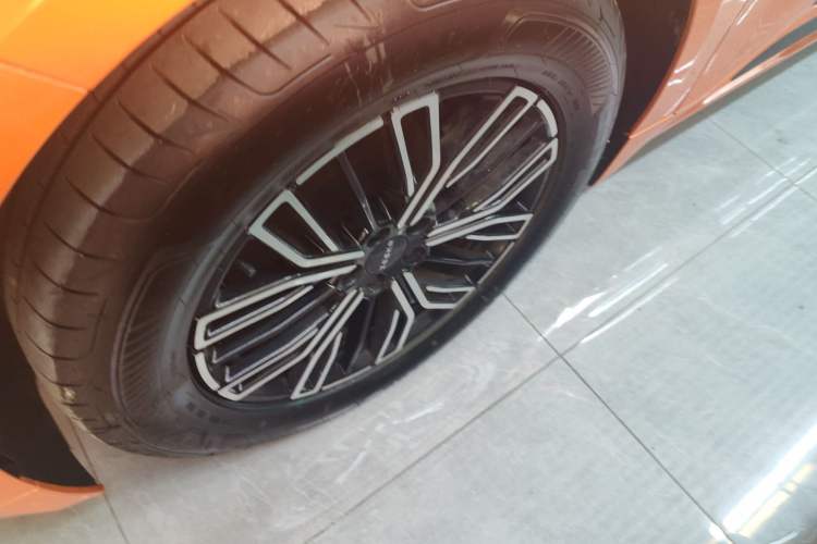 Used Zeekr 001 2024 WE Edition 100 kWh Rear-Drive Exterior 7