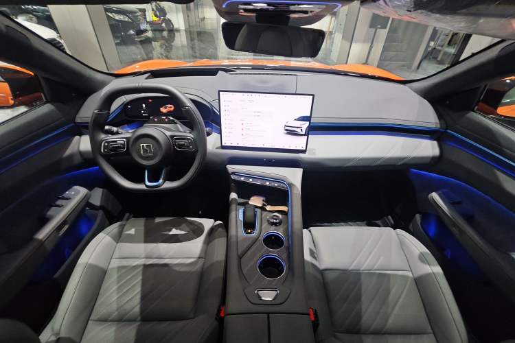 Used Zeekr 001 2024 WE Edition 95 kWh All-Wheel Drive Interior 3