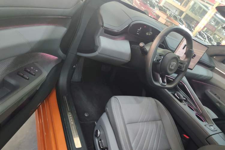 Used Zeekr 001 2024 WE Edition 100 kWh Rear-Drive Interior 3