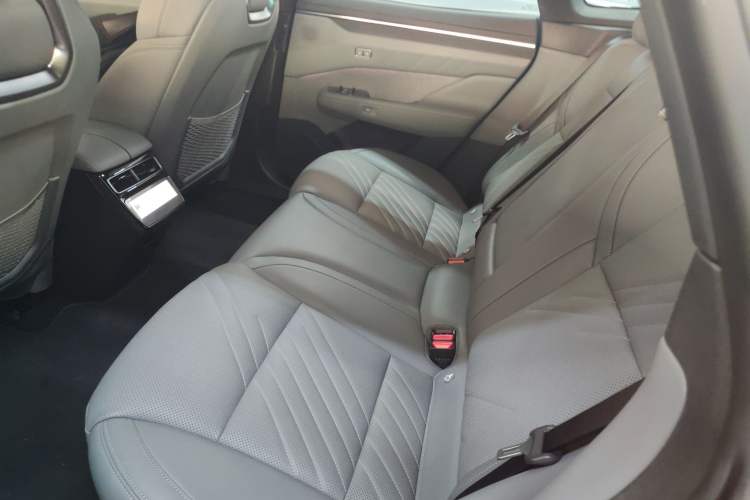 Used Zeekr 001 2024 WE Edition 100 kWh Rear-Drive Interior 4