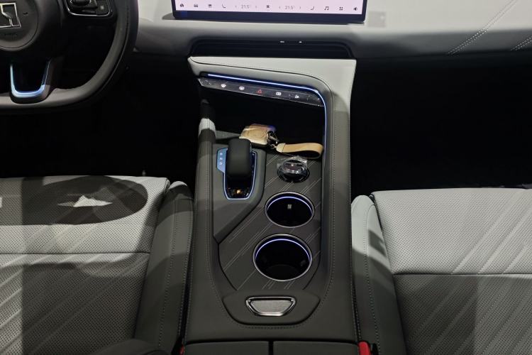 Used Zeekr 001 2024 WE Edition 95 kWh All-Wheel Drive Interior 5