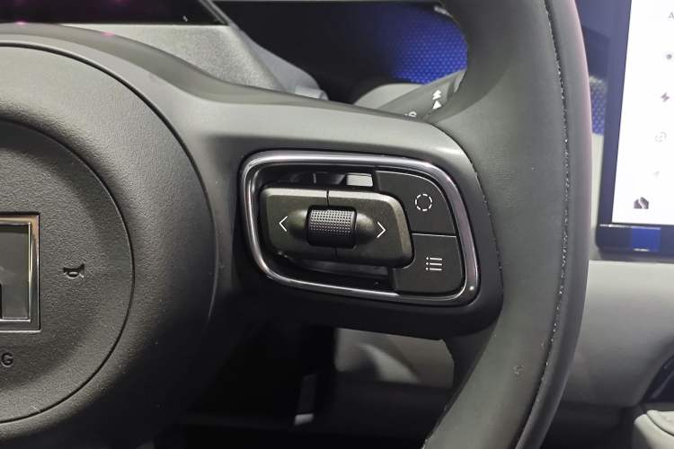 Used Zeekr 001 2024 WE Edition 95 kWh All-Wheel Drive Interior 8