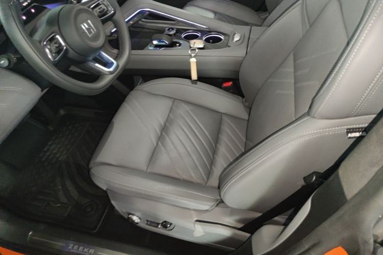 Used Zeekr 001 2024 WE Edition 95 kWh All-Wheel Drive Left Front Seat