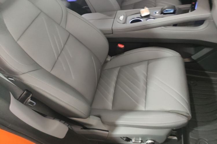 Used Zeekr 001 2024 WE Edition 95 kWh All-Wheel Drive Right Front Seat