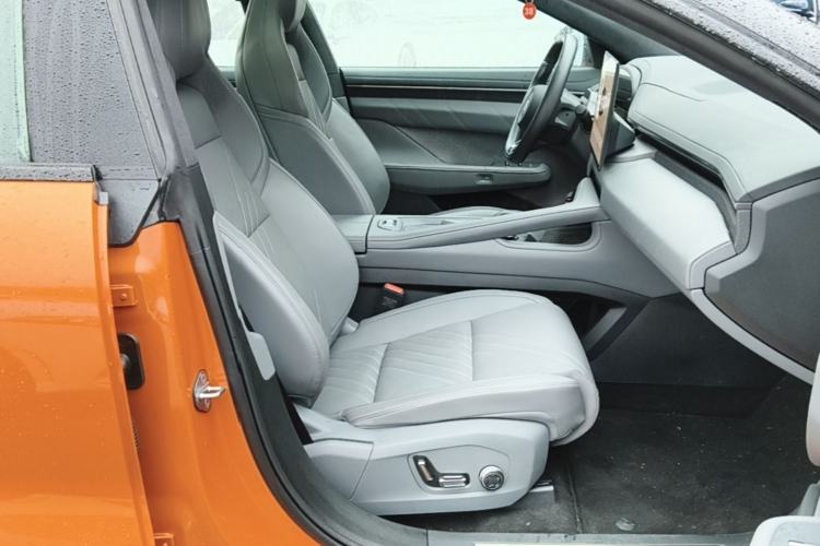 Used Zeekr 001 2024 WE Edition 100 kWh Rear-Drive Right Front Seat